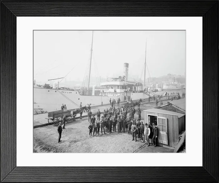 Framed Print : Pay day for the stevedores, Baltimore, Md. c1905. Creator: Unknown Framed Print : Pay day for the stevedores, Baltimore, Md. c1905. Creator: Unknown