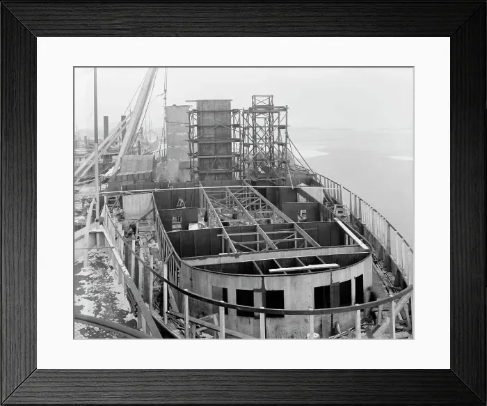 Framed Print : Steamer City of Cleveland, stern view showing construction, 1907. Creator: Unknown. Steamer City of Cleveland, stern view showing construction, 1907. Creator: Unknown Framed Print : Steamer City of Cleveland, stern view showing construction, 1907. Creator: Unknown. Steamer City of Cleveland, stern view showing construction, 1907. Creator: Unknown