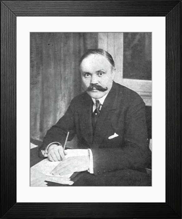 Framed Print : M. Loucheur, sous-secretaire d'Etat au ministere de l'Armement et des Fabrications de guerre, 1916 Creator: Manuel