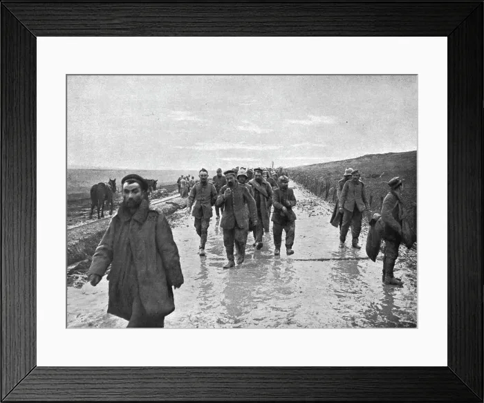 Framed Print : Apres notre succes du 15 decembre au Nord de Verdun; un convoi de 300 prisonniers...1916. Creator: Unknown Framed Print : Apres notre succes du 15 decembre au Nord de Verdun; un convoi de 300 prisonniers...1916. Creator: Unknown