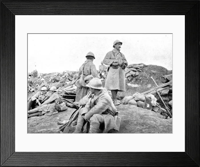 Framed Print : Ceux de Bouchavesnes; elements d'une compagnie du 1er bataillon du 44e infanterie... 1916. Creator: Unknown Framed Print : Ceux de Bouchavesnes; elements d'une compagnie du 1er bataillon du 44e infanterie... 1916. Creator: Unknown
