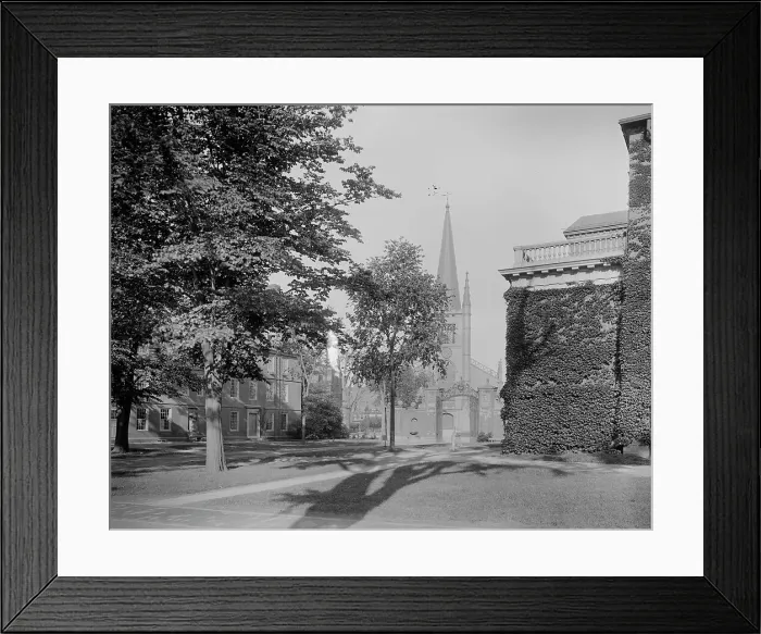 Framed Print : First Parish Church, thru Johnston gate, Cambridge, Mass. between 1900 and 1920. Creator: Unknown Framed Print : First Parish Church, thru Johnston gate, Cambridge, Mass. between 1900 and 1920. Creator: Unknown
