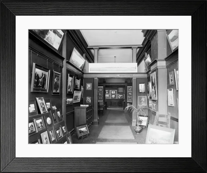 Framed Print : Detroit Photographic Co. 218 Fifth Avenue, New York, between 1900 and 1910. Creator: Unknown Framed Print : Detroit Photographic Co. 218 Fifth Avenue, New York, between 1900 and 1910. Creator: Unknown