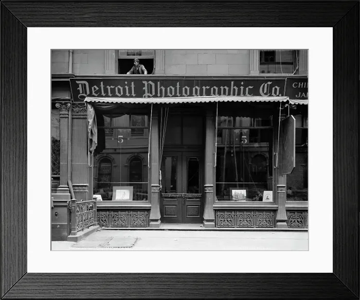 Framed Print : Detroit Photographic Co. 218 Fifth Avenue, New York, Twenty-sixth Street front, c1900-1910. Creator: Unknown Framed Print : Detroit Photographic Co. 218 Fifth Avenue, New York, Twenty-sixth Street front, c1900-1910. Creator: Unknown