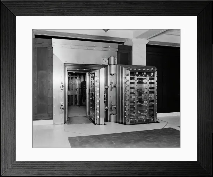 Framed Print : 25-ton door, safe deposit vault, main office, Old Colony Trust Company, Boston, Mass. (1913?). Creator: Unknown