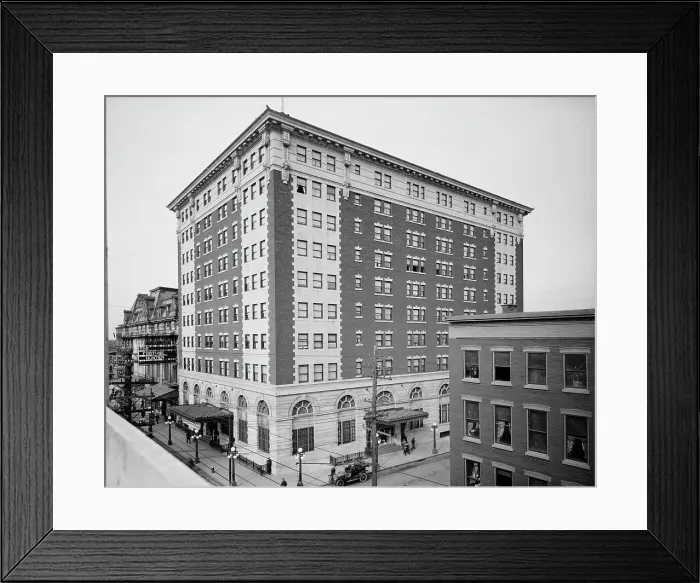 Framed Print : Hotel Utica, Utica, N.Y. between 1905 and 1915. Creator: Unknown Framed Print : Hotel Utica, Utica, N.Y. between 1905 and 1915. Creator: Unknown