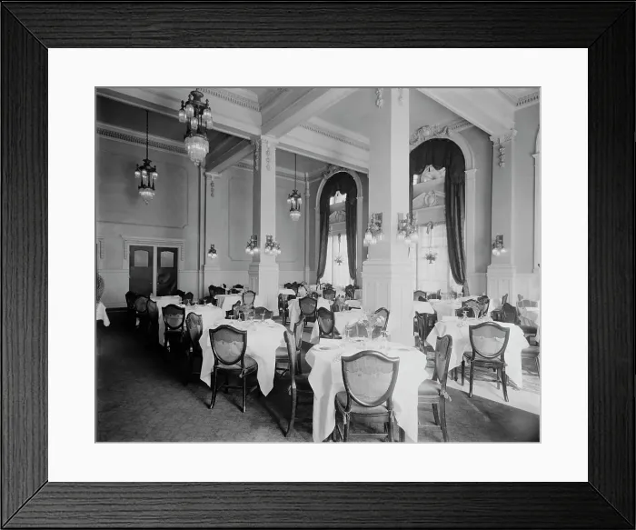 Framed Print : Hotel Utica, Mulberry Room, Utica, N.Y. between 1905 and 1915. Creator: Unknown Framed Print : Hotel Utica, Mulberry Room, Utica, N.Y. between 1905 and 1915. Creator: Unknown