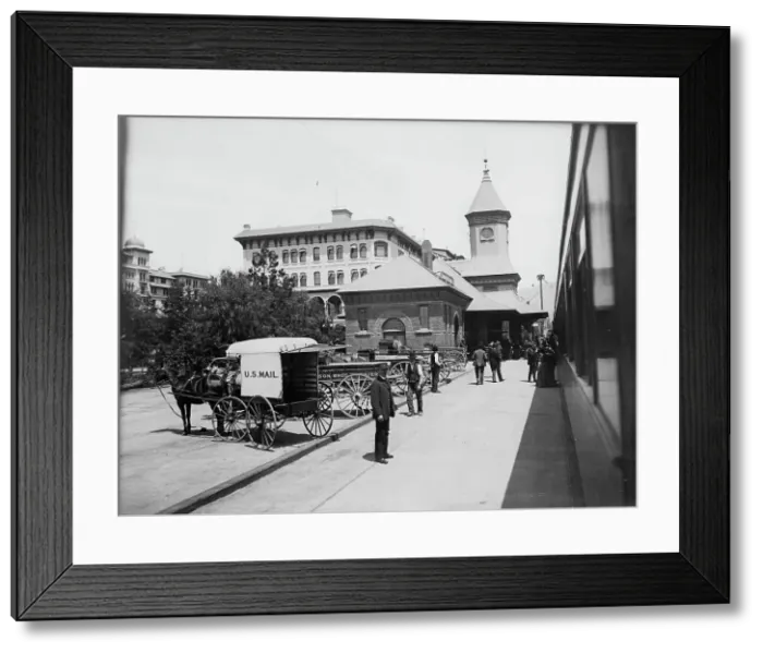 Framed Print : Railway station, Pasadena, between 1900 and 1906. Creator: Unknown Framed Print : Railway station, Pasadena, between 1900 and 1906. Creator: Unknown