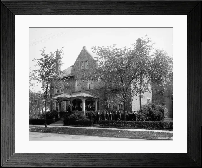 Framed Print : Visiting nurses building, Detroit, Mich. between 1905 and 1915. Creator: Unknown Framed Print : Visiting nurses building, Detroit, Mich. between 1905 and 1915. Creator: Unknown
