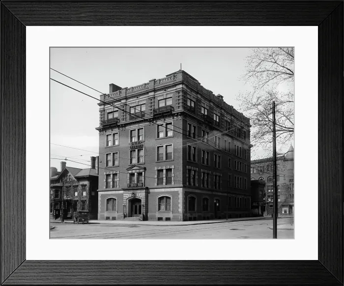 Framed Print : Y.W.C.A. Detroit, Mich. between 1905 and 1915. Creator: Unknown Framed Print : Y.W.C.A. Detroit, Mich. between 1905 and 1915. Creator: Unknown