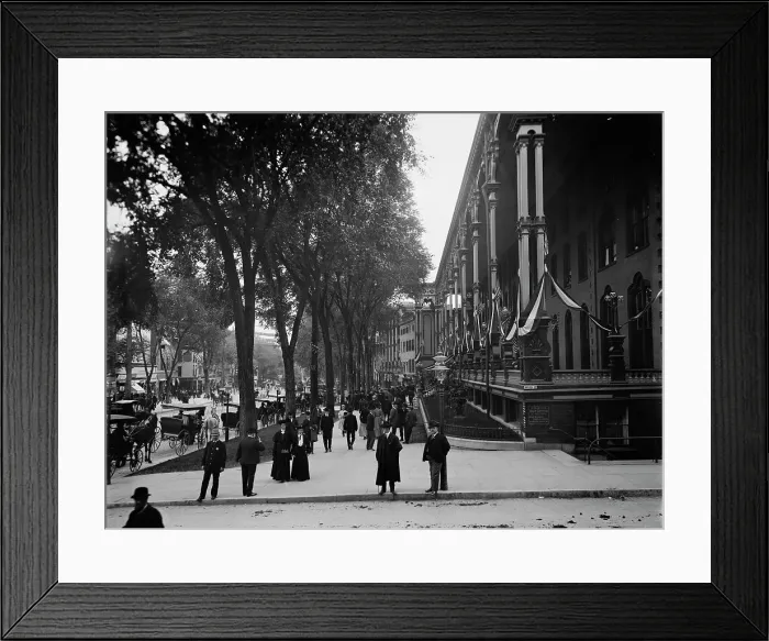 Framed Print : Broadway, looking south, Saratoga, N.Y. c1904. Creator: Unknown Framed Print : Broadway, looking south, Saratoga, N.Y. c1904. Creator: Unknown