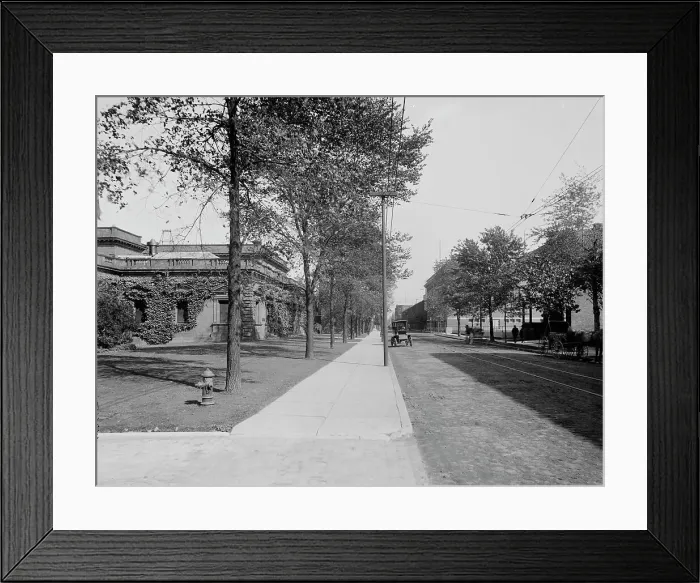 Framed Print : General offices, Hiram Walker & Sons, Walkerville, Ont. between 1905 and 1915. Creator: Unknown. General offices, Hiram Walker & Sons, Walkerville, Ont. between 1905 and 1915. Creator: Unknown Framed Print : General offices, Hiram Walker & Sons, Walkerville, Ont. between 1905 and 1915. Creator: Unknown. General offices, Hiram Walker & Sons, Walkerville, Ont. between 1905 and 1915. Creator: Unknown