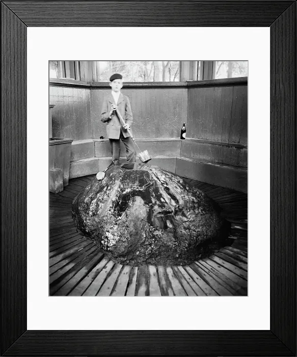 Framed Print : Interior, High Rock Spring, Saratoga, N.Y. between 1900 and 1906. Creator: Unknown Framed Print : Interior, High Rock Spring, Saratoga, N.Y. between 1900 and 1906. Creator: Unknown