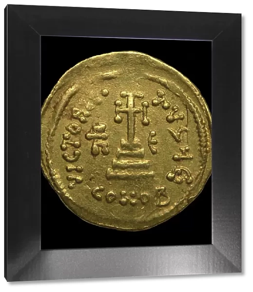 Solidus of Heraclius. Crux Potens on three steps (Reverse), 639-641. Creator: Numismatic, Ancient Coins