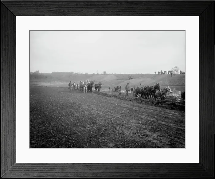 Framed Print : Excavating for new reservoir at Slater, Mo. 1901 Oct 10. Creator: Unknown Framed Print : Excavating for new reservoir at Slater, Mo. 1901 Oct 10. Creator: Unknown