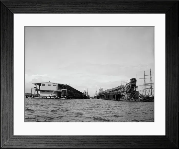 Framed Print : Commandancia and Tarragona Street wharves, Pensacola, Fla. between 1900 and 1905. Creator: Unknown Framed Print : Commandancia and Tarragona Street wharves, Pensacola, Fla. between 1900 and 1905. Creator: Unknown
