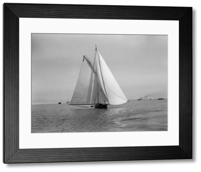 Framed Print : Vanenna, between 1880 and 1930. Creator: Unknown Framed Print : Vanenna, between 1880 and 1930. Creator: Unknown