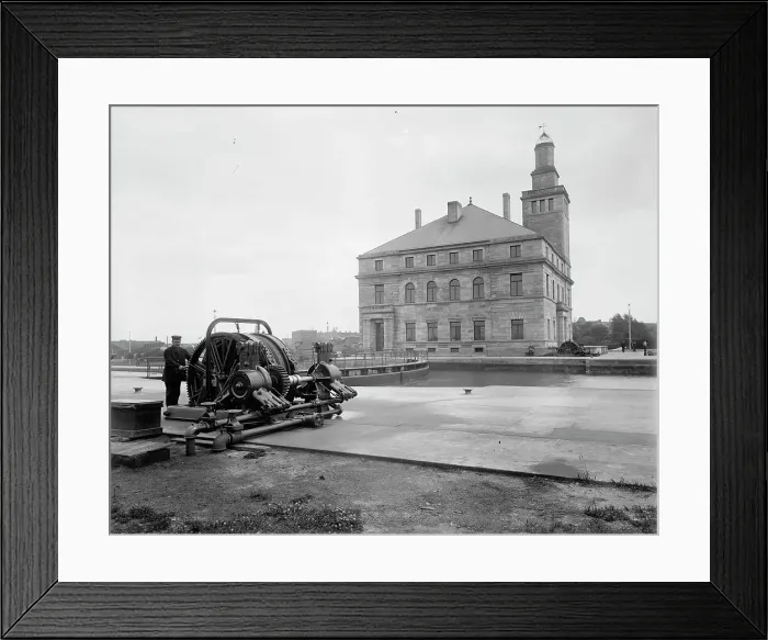 Framed Print : Gate mechanism at Sault Ste. Marie locks, between 1900 and 1906. Creator: Unknown Framed Print : Gate mechanism at Sault Ste. Marie locks, between 1900 and 1906. Creator: Unknown