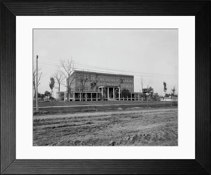 Framed Print : Colonial Hotel, Mt. Clemens, between 1880 and 1899. Creator: Unknown Framed Print : Colonial Hotel, Mt. Clemens, between 1880 and 1899. Creator: Unknown