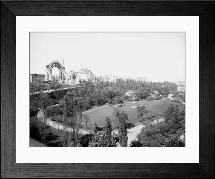 Framed Print : Morningside Park, New York, c1904. Creator: Unknown Framed Print : Morningside Park, New York, c1904. Creator: Unknown