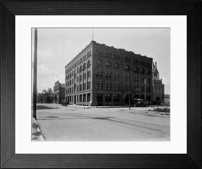 Framed Print : Winona Hotel, Winona, between 1880 and 1899. Creator: Unknown Framed Print : Winona Hotel, Winona, between 1880 and 1899. Creator: Unknown