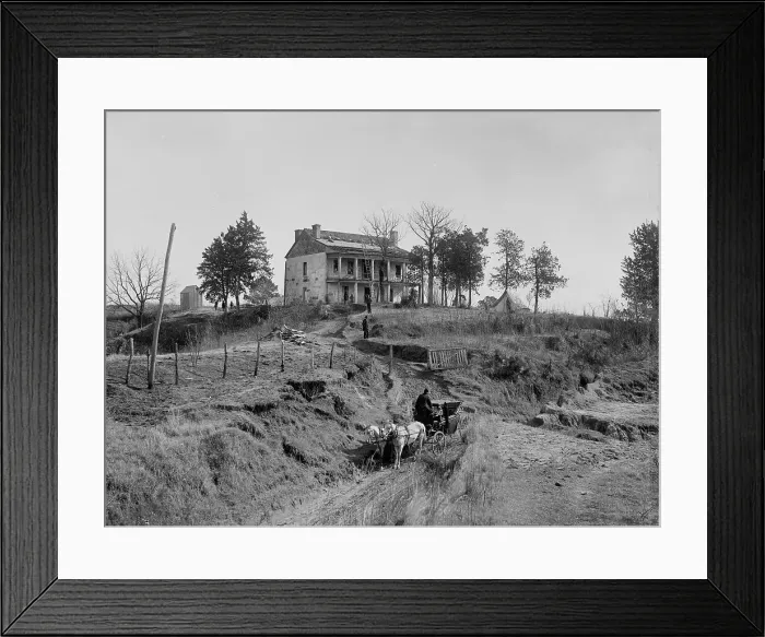 Framed Print : Pemberton's Headquarters, Vicksburg, Miss. between 1880 and 1901. Creator: Unknown Framed Print : Pemberton's Headquarters, Vicksburg, Miss. between 1880 and 1901. Creator: Unknown