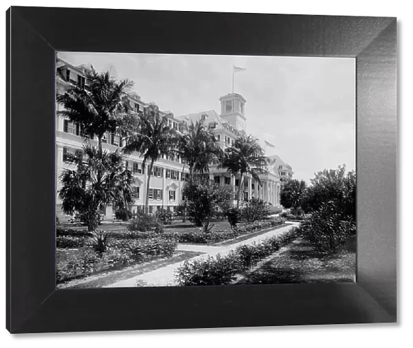 Hotel Royal Poinciana, Palm Beach, Fla. c1900. Creator: Unknown