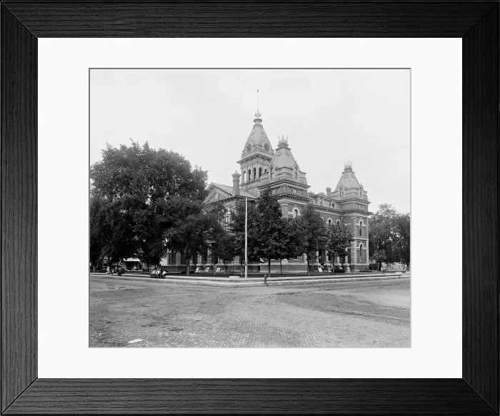 Framed Print : Court House at Pontiac, Ill. between 1880 and 1901. Creator: Unknown Framed Print : Court House at Pontiac, Ill. between 1880 and 1901. Creator: Unknown
