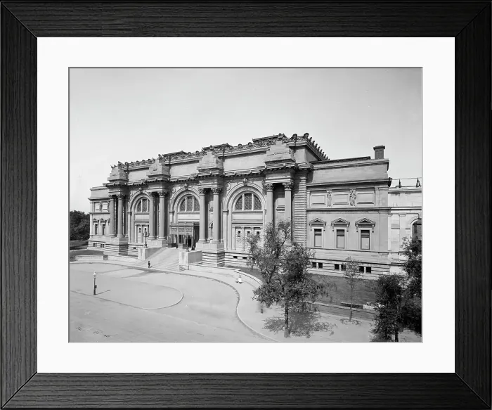 Framed Print : Metropolitan Museum of Art, New York, N.Y. c.between 1900 and 1910. Creator: Unknown Framed Print : Metropolitan Museum of Art, New York, N.Y. c.between 1900 and 1910. Creator: Unknown