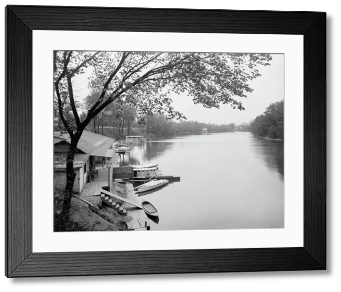 Framed Print : White River at Broad Ripples, Indianapolis, Ind. c1907. Creator: Unknown Framed Print : White River at Broad Ripples, Indianapolis, Ind. c1907. Creator: Unknown