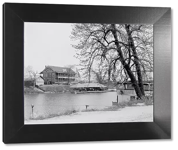 Canoe club, Riverside Park, Indianapolis, Ind. c1907. Creator: Unknown