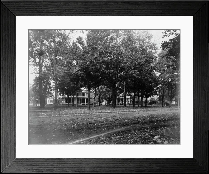 Framed Print : Gratiot Ave. cottages, Mt. Clemens, between 1880 and 1899. Creator: Unknown Framed Print : Gratiot Ave. cottages, Mt. Clemens, between 1880 and 1899. Creator: Unknown