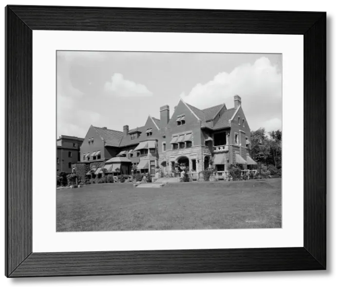 Framed Print : Residence of Franklin H. Walker, 850 Jefferson Avenue, Detroit, Mich. between 1905 and 1915. Creator: Unknown Framed Print : Residence of Franklin H. Walker, 850 Jefferson Avenue, Detroit, Mich. between 1905 and 1915. Creator: Unknown