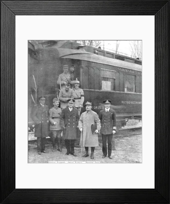Framed Print : La Capitulation Allemande; Le matin du 11 novembre, le marechal Foch part pour Paris... 1918. Creator: Unknown Framed Print : La Capitulation Allemande; Le matin du 11 novembre, le marechal Foch part pour Paris... 1918. Creator: Unknown