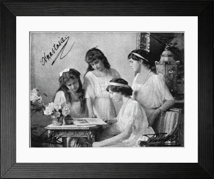 Framed Print : Les derniers jours des Romanof; Les quatre grandes-duchesses en 1914, 1914. Creator: Unknown Framed Print : Les derniers jours des Romanof; Les quatre grandes-duchesses en 1914, 1914. Creator: Unknown