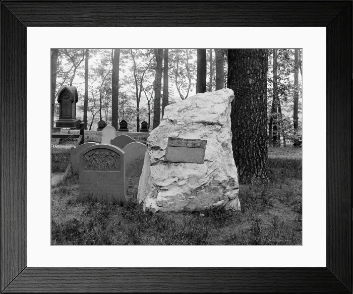 Framed Print : Ralph Waldo Emerson's grave, Sleepy Hollow, Concord, Mass. between 1900 and 1920. Creator: Unknown Framed Print : Ralph Waldo Emerson's grave, Sleepy Hollow, Concord, Mass. between 1900 and 1920. Creator: Unknown