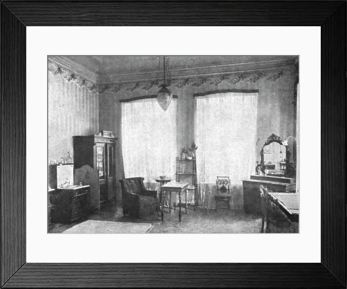 Framed Print : Les derniers jours des Romanof; A la maison Ipatief; chambre du tsar, de l'imperatrice... 1917. Creator: Unknown Framed Print : Les derniers jours des Romanof; A la maison Ipatief; chambre du tsar, de l'imperatrice... 1917. Creator: Unknown