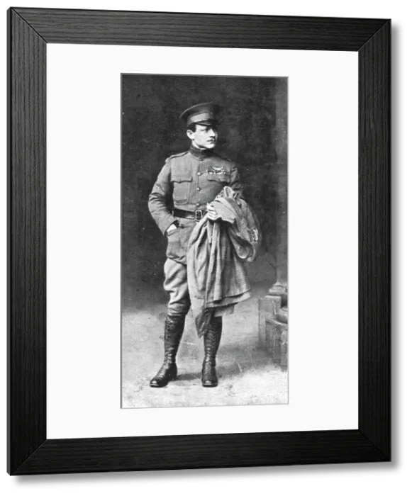 Framed Print : Combat Aerien; Deux poilus de l'air; Raoul Lufbery, major dans l'aviation americaine, 1918. Creator: Unknown. Combat Aerien; Deux poilus de l'air; Raoul Lufbery, major dans l'aviation americaine, 1918. Creator: Unknown Framed Print : Combat Aerien; Deux poilus de l'air; Raoul Lufbery, major dans l'aviation americaine, 1918. Creator: Unknown. Combat Aerien; Deux poilus de l'air; Raoul Lufbery, major dans l'aviation americaine, 1918. Creator: Unknown