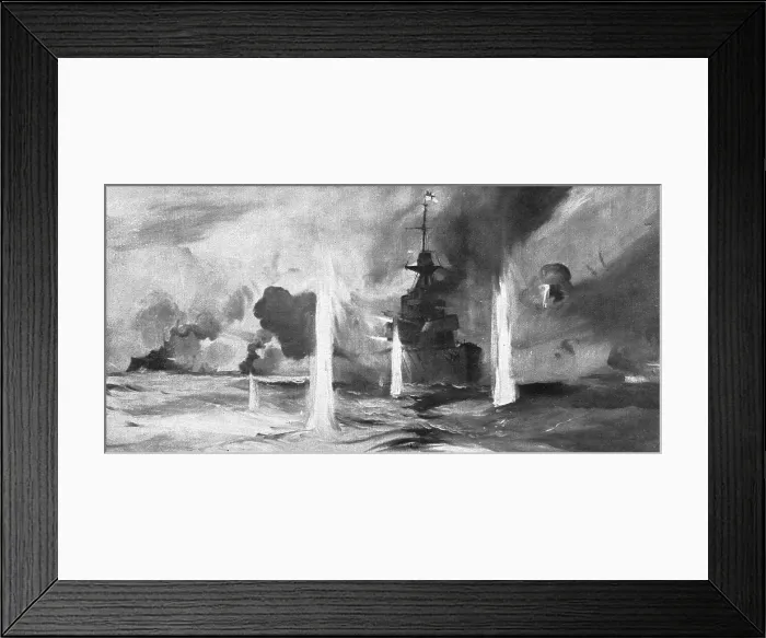 Framed Print : La bataille navale du Jutland; Le croiseur anglais Warspite au milieu de l'action, 1916 (1924) Creator: Montague Dawson Framed Print : La bataille navale du Jutland; Le croiseur anglais Warspite au milieu de l'action, 1916 (1924) Creator: Montague Dawson