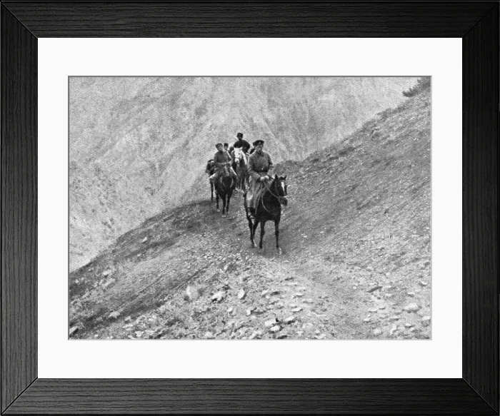 Framed Print : Apres Trebizonde; Une reconnaissance russe dans les montagnes du Kop-Dagh, 1916 (1924) Creator: Unknown Framed Print : Apres Trebizonde; Une reconnaissance russe dans les montagnes du Kop-Dagh, 1916 (1924) Creator: Unknown