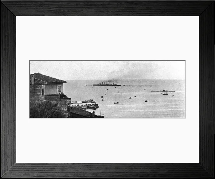 Framed Print : Apres Trebizonde; La rade de Trebizonde le 30 mars 1916, quinze jours avant... 1916 (1924) Creator: Unknown Framed Print : Apres Trebizonde; La rade de Trebizonde le 30 mars 1916, quinze jours avant... 1916 (1924) Creator: Unknown
