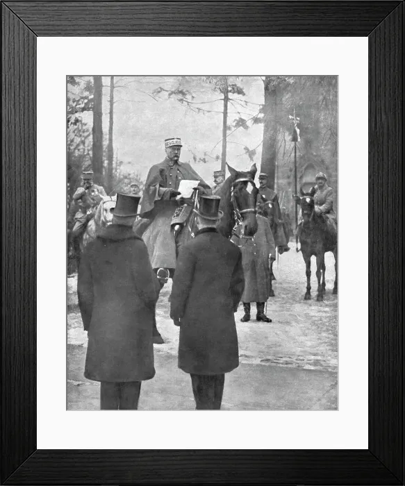 Framed Print : La Paix Victorieuse; Sur la rive droite du Rhin: l'occupation de Kehl, le 30 janvier 1919... 1919. Creator: Unknown Framed Print : La Paix Victorieuse; Sur la rive droite du Rhin: l'occupation de Kehl, le 30 janvier 1919... 1919. Creator: Unknown