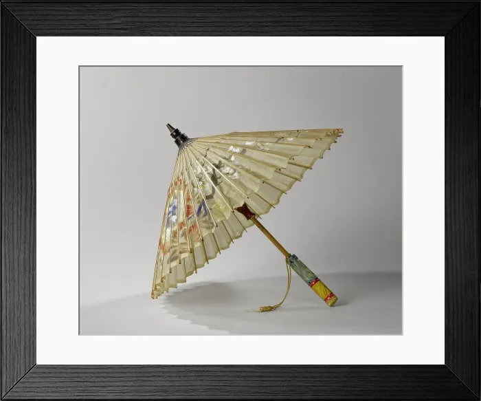 Framed Print : Japanese bamboo parasol, c.1920-c.1930. Creator: Anon Framed Print : Japanese bamboo parasol, c.1920-c.1930. Creator: Anon