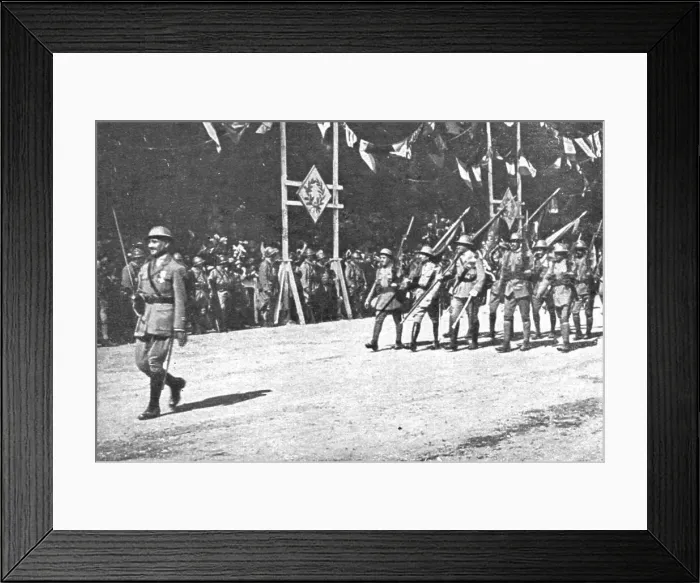 Framed Print : Le jour de gloire; le detachement portugais, 1919. Creator: Unknown Framed Print : Le jour de gloire; le detachement portugais, 1919. Creator: Unknown
