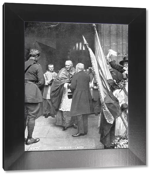 Les fetes de la victoire en Belgique; sous le porche de la Basilique de Malines, le... 1919. Creator: H Manuel