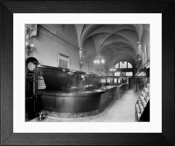Framed Print : Grand Trunk Western Railroad, ticket office, Detroit, Mich. between 1905 and 1915. Creator: Unknown Framed Print : Grand Trunk Western Railroad, ticket office, Detroit, Mich. between 1905 and 1915. Creator: Unknown