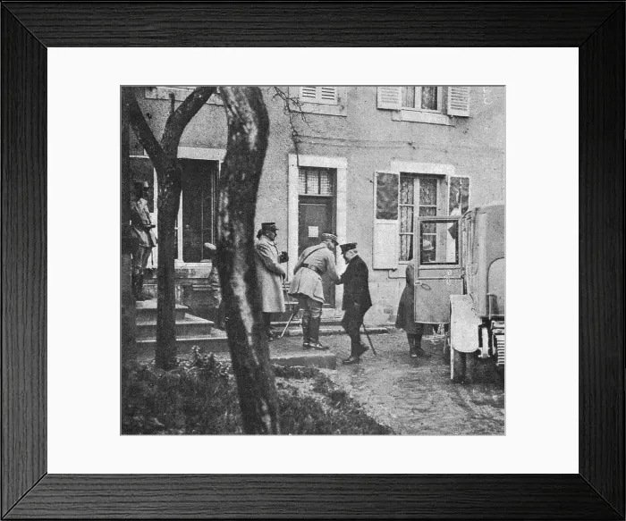 Framed Print : M. Poincare a Verdun; arrivee du President de la Republique au poste de commandement... 1916. Creator: Unknown Framed Print : M. Poincare a Verdun; arrivee du President de la Republique au poste de commandement... 1916. Creator: Unknown
