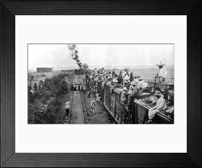 Framed Print : Etats-Unis et Mexique; pres du camp americain de San-Antonio: troupes americaines... 1916. Creator: Unknown Framed Print : Etats-Unis et Mexique; pres du camp americain de San-Antonio: troupes americaines... 1916. Creator: Unknown