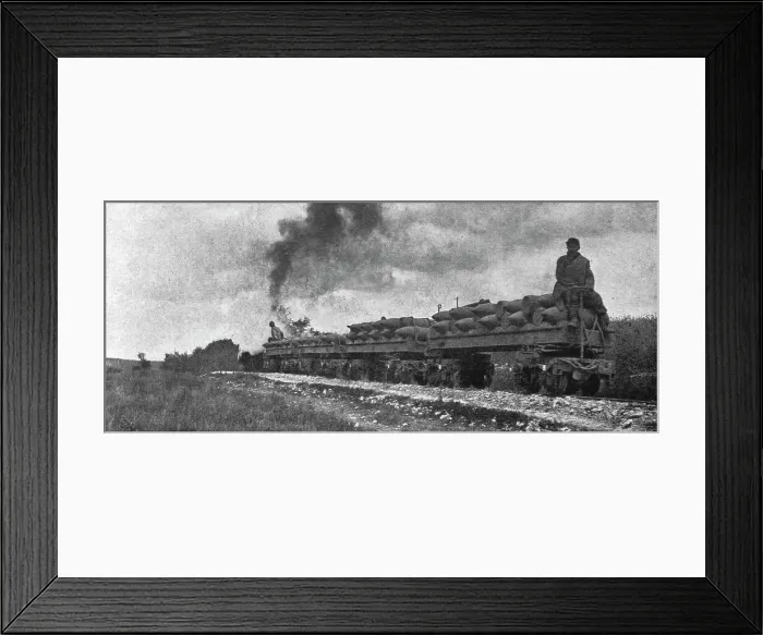 Framed Print : La Bataille de la Somme; Projectiles d'artillerie lourde transportes vers le front, 1916. Creator: Unknown Framed Print : La Bataille de la Somme; Projectiles d'artillerie lourde transportes vers le front, 1916. Creator: Unknown