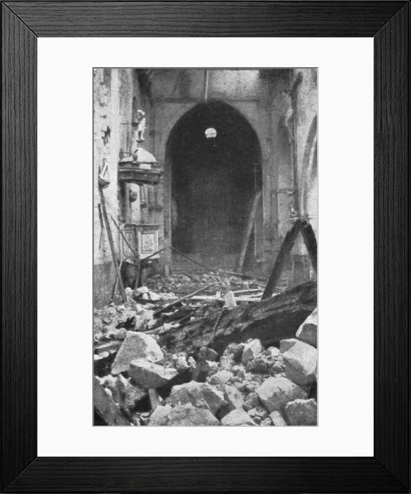 Framed Print : Les combats au Nord de la Somme; L'eglise de Curlu, sous laquelle etait installe le poste... 1916. Creator: Unknown Framed Print : Les combats au Nord de la Somme; L'eglise de Curlu, sous laquelle etait installe le poste... 1916. Creator: Unknown